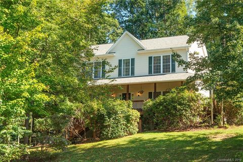 656 Southern Pines Place