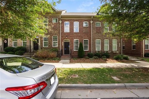 11177 Cedar Walk Lane