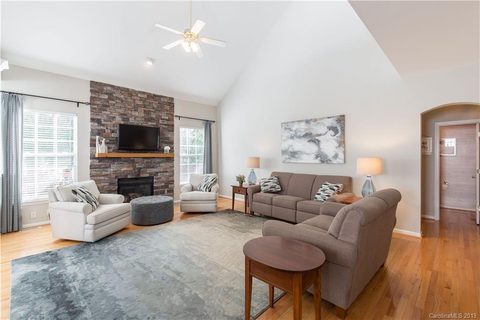 Previously sold for $359,000