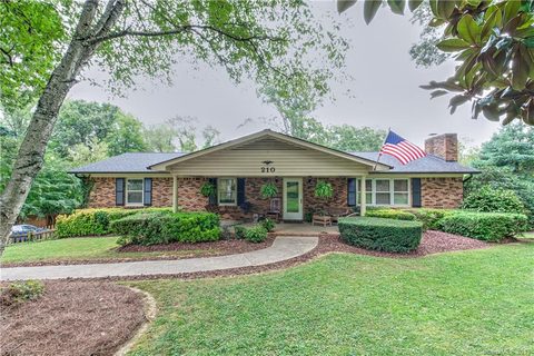 210 Asbury Road sold home in Woodside Hills, Candler, NC