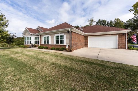 1994 Mckirkland Court 29A sold townhome in St Andrews, Matthews, NC