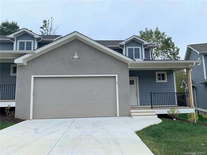 10 Thornes Lane sold townhome in Dillingham Woods, Asheville, NC
