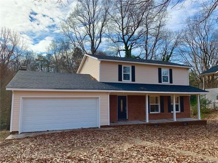 108 Amity Circle