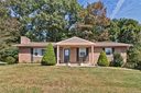 127 Fulton Drive sold home in Hendersonville, SC