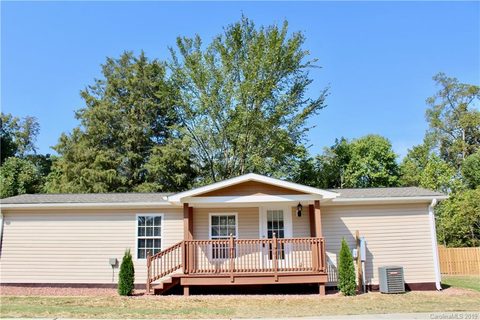 5024 Victoria Avenue sold manufactured home in Victoria Park, Charlotte, NC