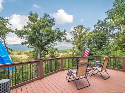 60 Overlook Point Road