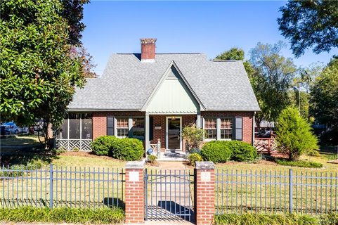 136 Park Street sold home in Park Terrace, Statesville, NC