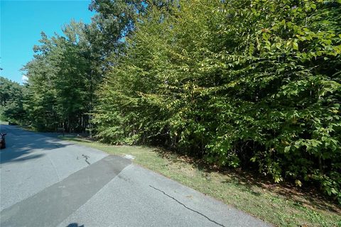 23 Ashbrook Meadows