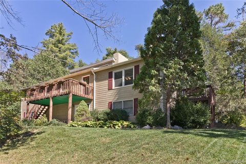 10 Timber Trail sold home in Timber Trail, Weaverville, NC