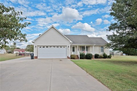 126 Deercroft Drive