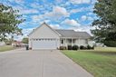 126 Deercroft Drive sold home in Statesville, SC