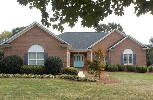 1001 Willow Creek Drive