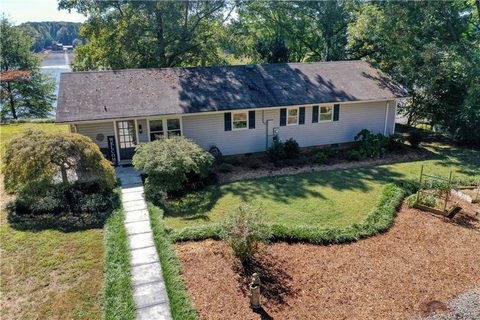 1720 Gaither Road