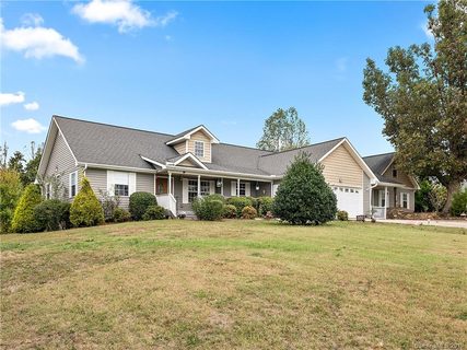 10 Chickwood Trail sold home in Chickwood Knoll, Weaverville, NC