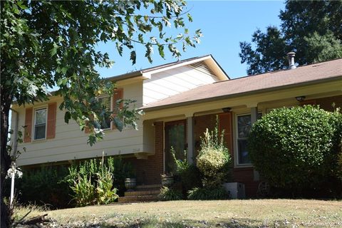 3148 Dawnshire Avenue