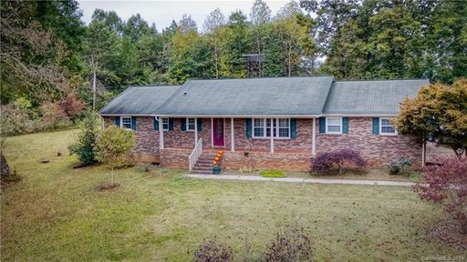 2493 Pickwick Place sold home in Lincoln Forest, Lincolnton, NC