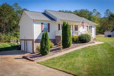 Previously sold for $198,900