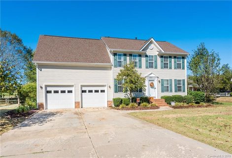 8007 Middleton Circle