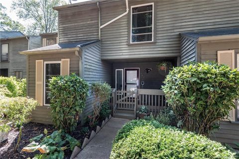 4340 North Center Street 607