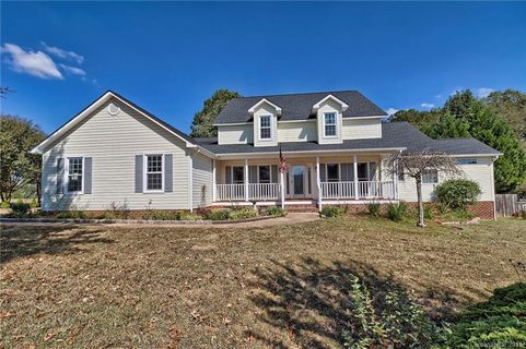 135 Scott Trace