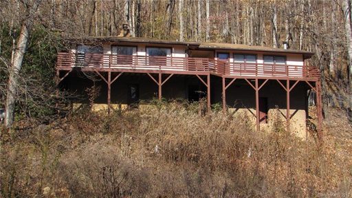 1438 Red Maple Drive sold home in Mountain Ridges Estates, Waynesville, NC