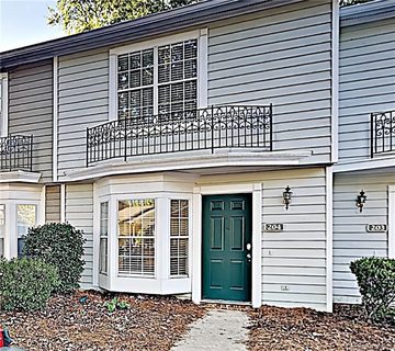 Previously sold for $148,000