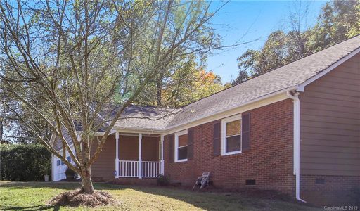 5904 Scots Bluff Drive