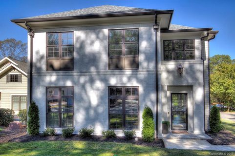 Previously sold for $937,500