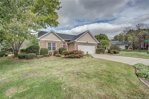 3010 Foxborough Court sold home in Riverwood, Gastonia, NC
