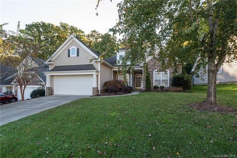 1617 Privette Road sold home in Squirrel Lake Village, Matthews, NC