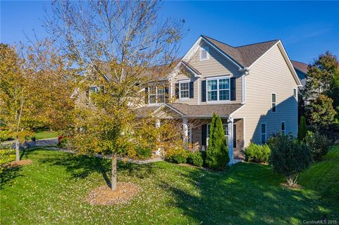 7233 Dove Field Lane
