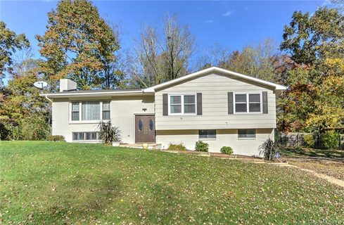 Previously sold for $305,000
