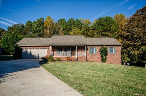 151 Morrison Creek Road 143