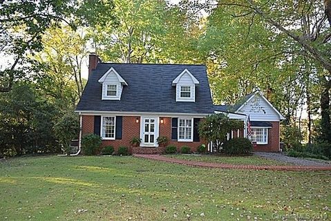 1532 Pine Tree Drive sold home in Providence Pines, Charlotte, NC