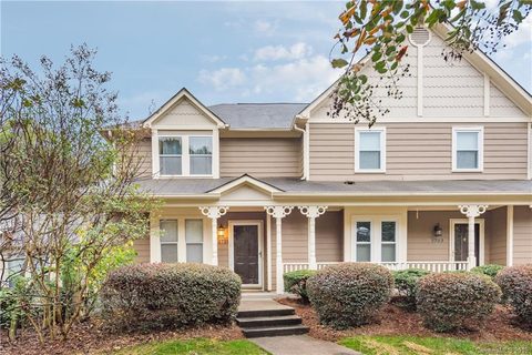 2721 Von Thuringer Court 11