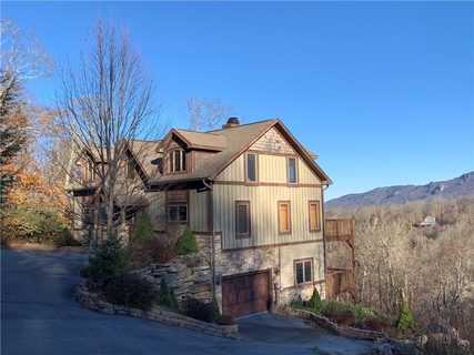 364 Shelter Rock Road sold home in Grouse Forest, Sugar Mountain, NC