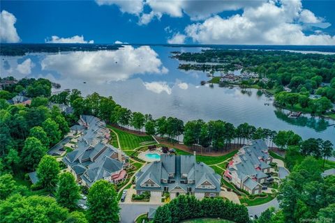 105 N Cove Key Lane sold home in Cove Key, Mooresville, NC