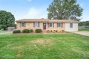 223 Brackenberry Circle sold home in Mount Pleasant, SC