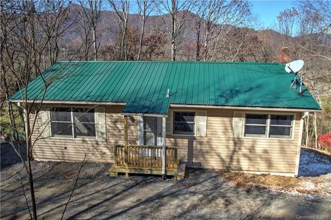 265 Mount Valley Road sold home in Mount Valley Estates, Waynesville, NC