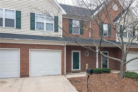 2108 Lennoxshire Square Court
