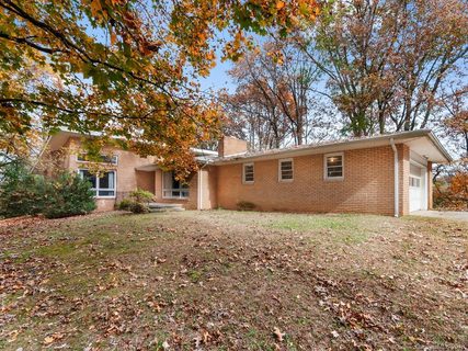 182 Crestridge Drive sold home in Tuscola Park, Waynesville, NC