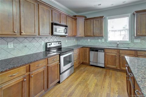 5006 Karriker Court