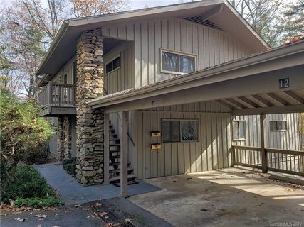 10 Cedarbrook Drive sold condo in Cedarbrook, Hendersonville, NC