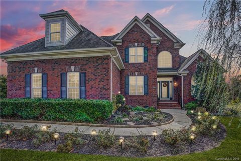 1012 Creekwalk Drive