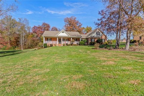 130 Winding Brook Way