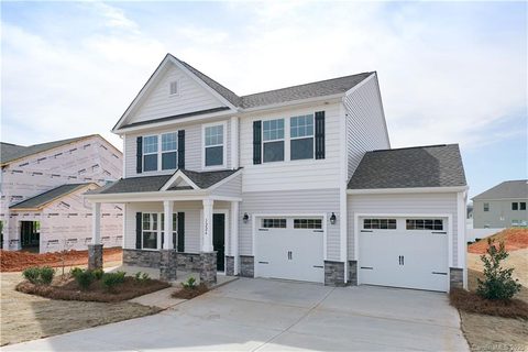 1226 Juddson Drive 152 sold home in The Highlands at Greenbrier, Waxhaw, NC
