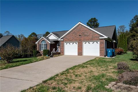 1465 Sweetbriar Lane
