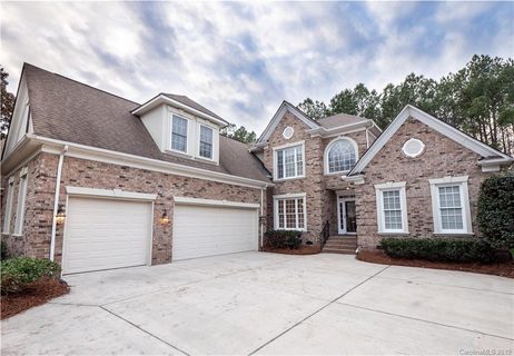 11652 James Richard Drive sold home in Vanderbilt At Providence, Charlotte, NC