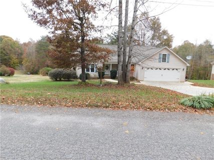 4421 Briarcreek Road sold home in Quail Creek, Maiden, NC