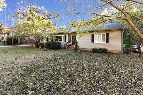 1613 Fairfield Drive